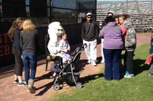 Diamond Club and Baseball Team Host Easter Egg Hunt
